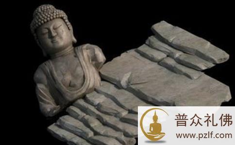 五人路上遇佛像，动机一致，做法却不相同