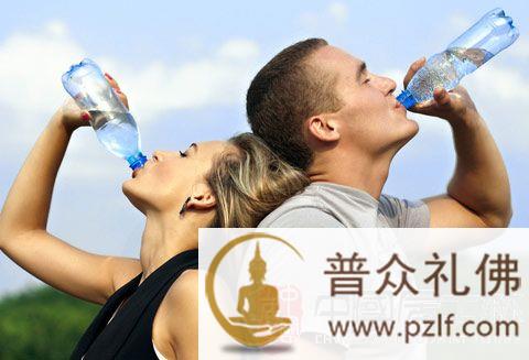 夏季饮食如何避免中暑?.jpg